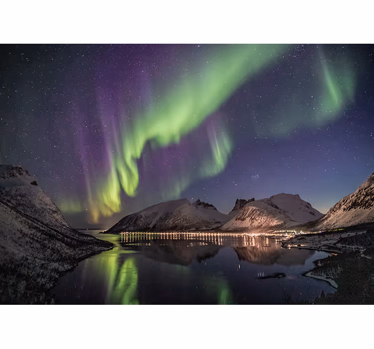Fotomural cielo reflejo de aurora boreal - TenVinilo