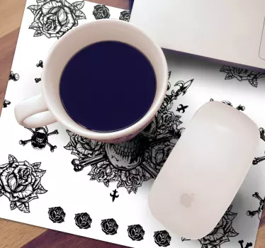 Mouse pad original calavera intrincada con rosas - TenVinilo