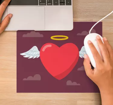 Mouse pad original corazón con alas - TenVinilo