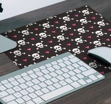 Mouse pad textura calaveras y corazones - TenVinilo