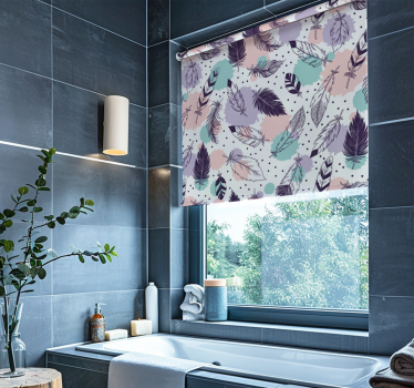 Cortina roller baño patrón de plumas boho - TenVinilo