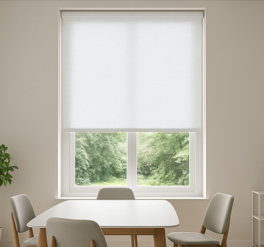 Cortina roller comedor blanco perlado semitranslúcido - TenVinilo
