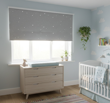 Cortina roller infantil estrellas blancas sobre fondo gris - TenVinilo