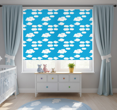 Cortina roller infantil nubes en el cielo - TenVinilo