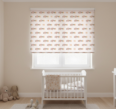 Cortina roller infantil estilo pastel amoroso - TenVinilo