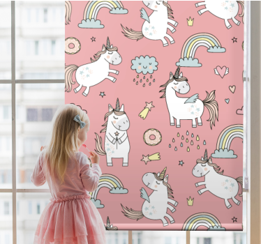 Estor habitación infantil unicornios sobre fondo rosa - TenVinilo