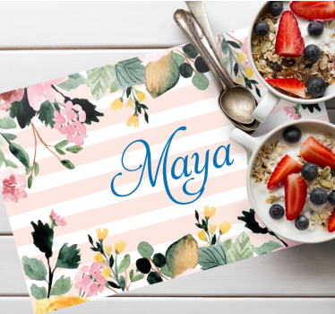 Individual mesa personalizable nombre floral - TenVinilo
