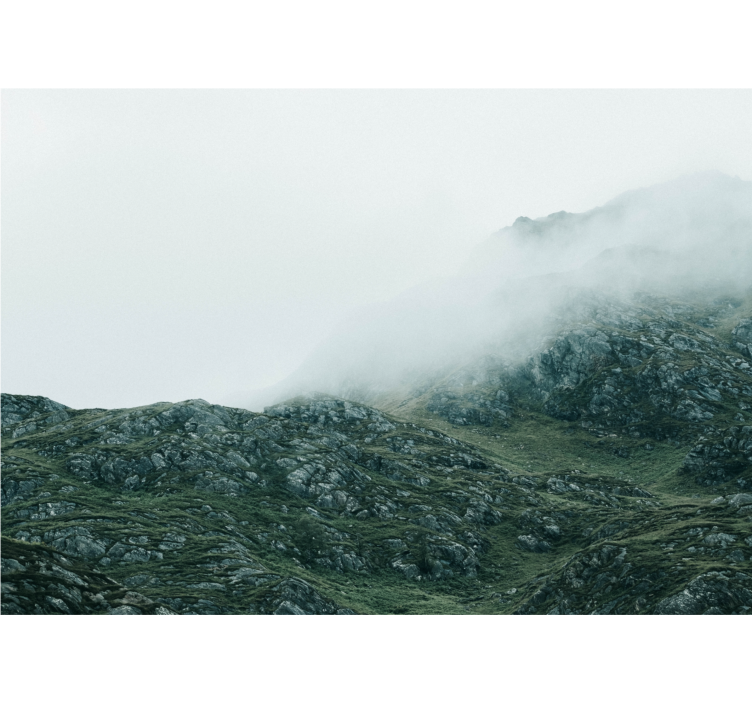 Mural de montañas vistas en una densa niebla - TenVinilo