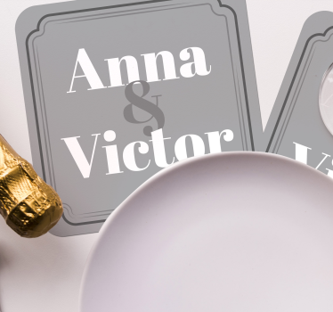 Posavasos boda iniciales personalizadas de pareja - TenVinilo