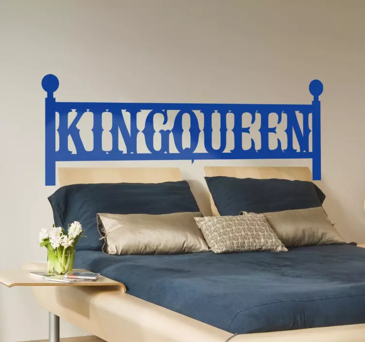 Vinilo decorativo cama King Queen - TenVinilo