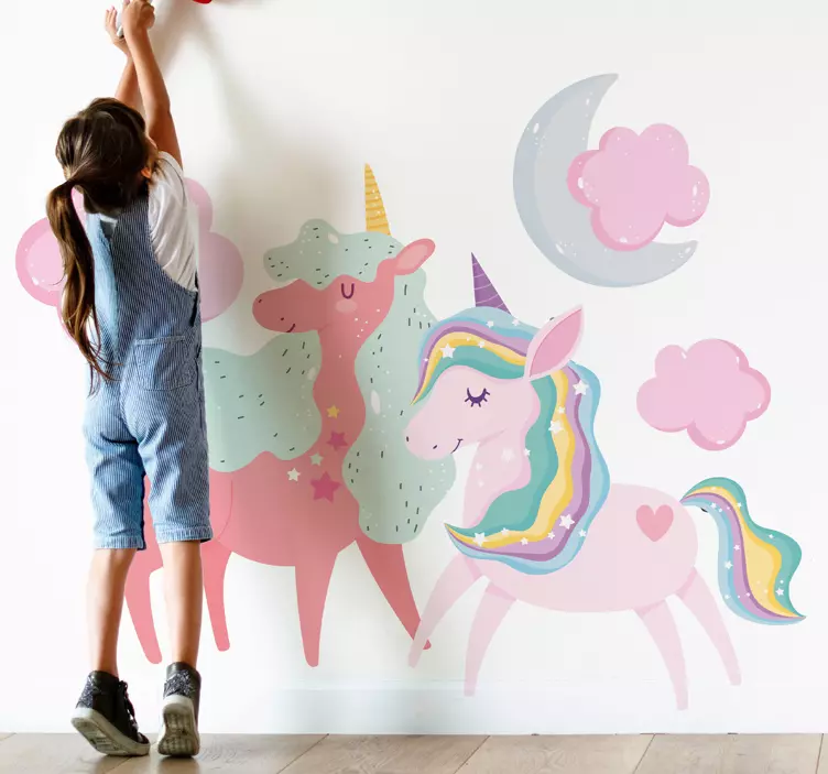 Vinilo infantil para pared con imagen de unicornio lindo - TenVinilo