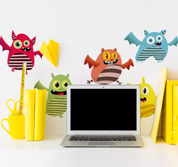 Vinilo infantil para pared criaturas animadas vibrantes - TenVinilo