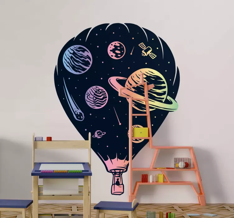 Vinilo infantil globo aerostático con planetas - TenVinilo