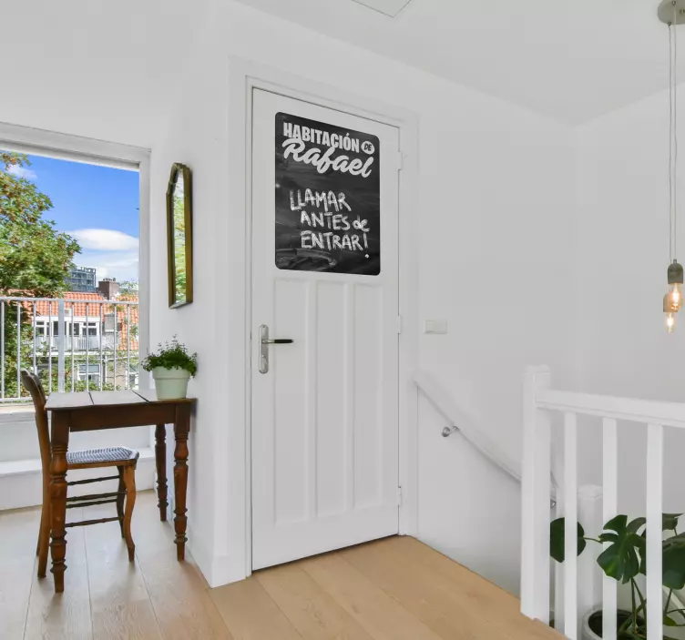 Vinilo pizarra con nombre para puerta - TenVinilo