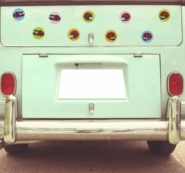 Calca para auto colección de mariquitas felices - TenVinilo