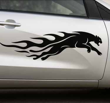 Calca para auto puma corriendo con llamas - TenVinilo