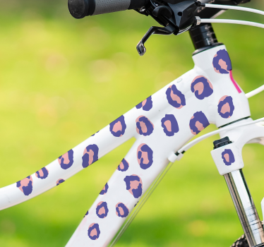 Calca para bicicleta diseño de manchas de leopardo - TenVinilo