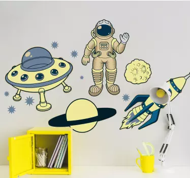 Vinilo espacio astronauta amarillo aventura - TenVinilo
