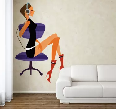 Vinilo chica sentada perfil con auriculares - TenVinilo