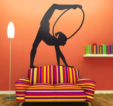Vinilo decorativo gimnasta con aro - TenVinilo