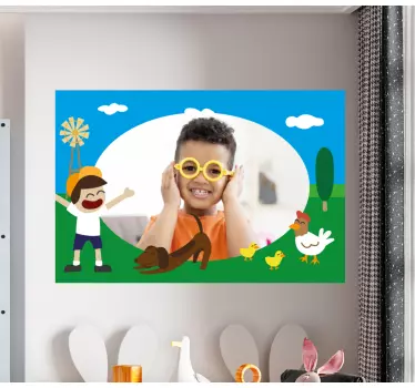 Vinilo infantil para pared escena de granja divertida - TenVinilo
