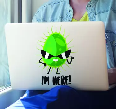 Vinilo para macbook Covid 19 estoy aquí - TenVinilo