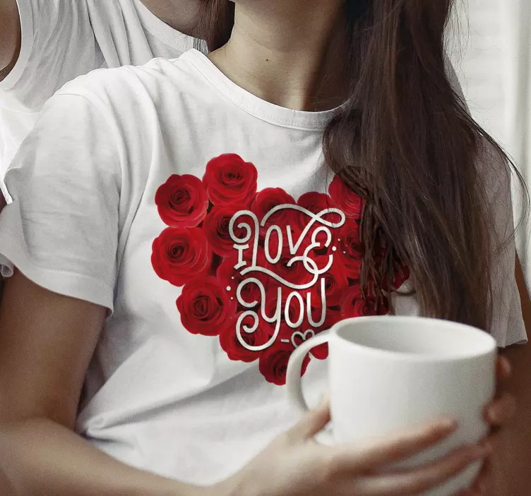 Camiseta de pareja de rosas frase te amo - TenVinilo