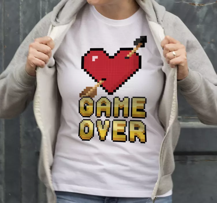 Juego sobre corazón con flecha camiseta personalizada - TenVinilo