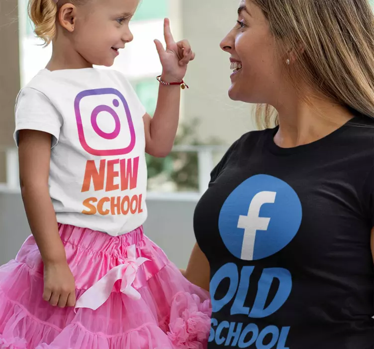 Camiseta madre e hija Instagram y Facebook - TenVinilo