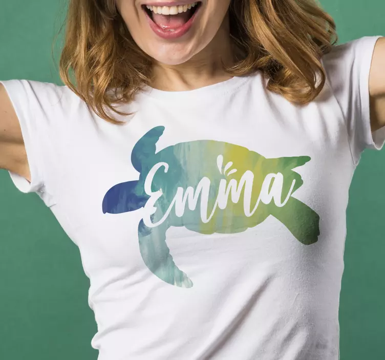 Camiseta mujer tortuga colorida con nombre - TenVinilo