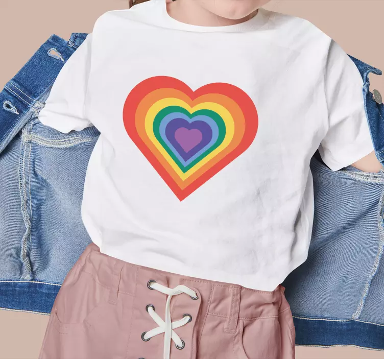 Camiseta infantil Patrón de corazón de arco iris - TenVinilo