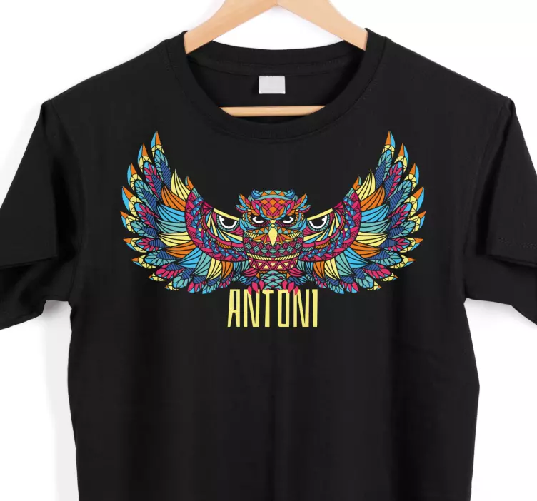 Camisetas con nombre Búho valiente de animales geométricos - TenVinilo