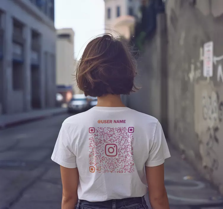 Remera código qr de instagram - TenVinilo