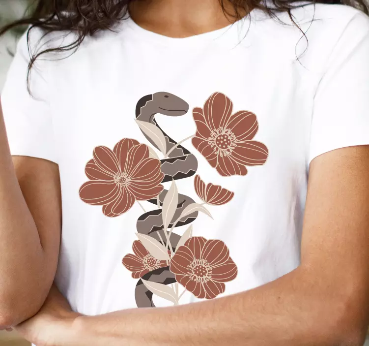 Remera fusión de flores de serpiente - TenVinilo