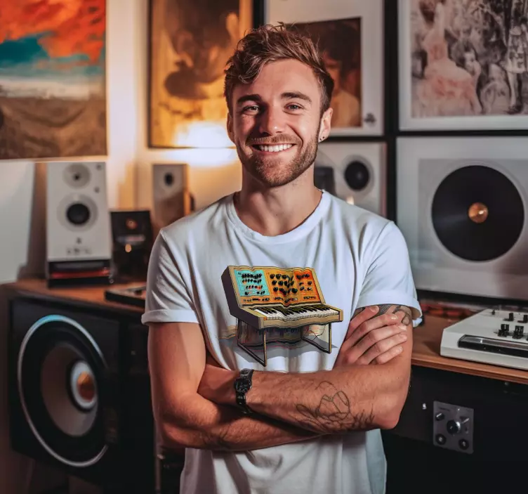 Remera teclado sintetizador retro - TenVinilo