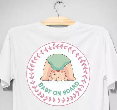 Camiseta bebé tierno bebé a bordo - TenVinilo