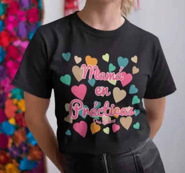 Camiseta mama en prácticas con fecha - TenVinilo