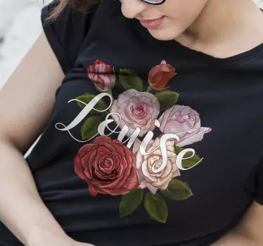 Camiseta personalizable diseño de letras florales - TenVinilo
