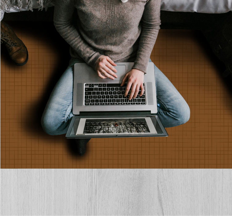 Alfombra vinílica marrón superficie con patrón de cuadrícula - TenVinilo