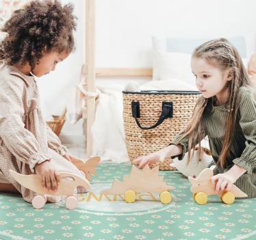 Alfombra de vinilo infantil con margaritas - TenVinilo