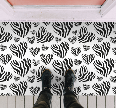 Alfombra de vinilo animal print Corazón estampado animal cebra - TenVinilo