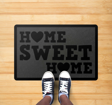 Alfombra de vinilo con frase Hogar dulce hogar con corazon - TenVinilo