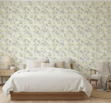 Papel tapiz flores moradas sobre fondo verde - TenVinilo